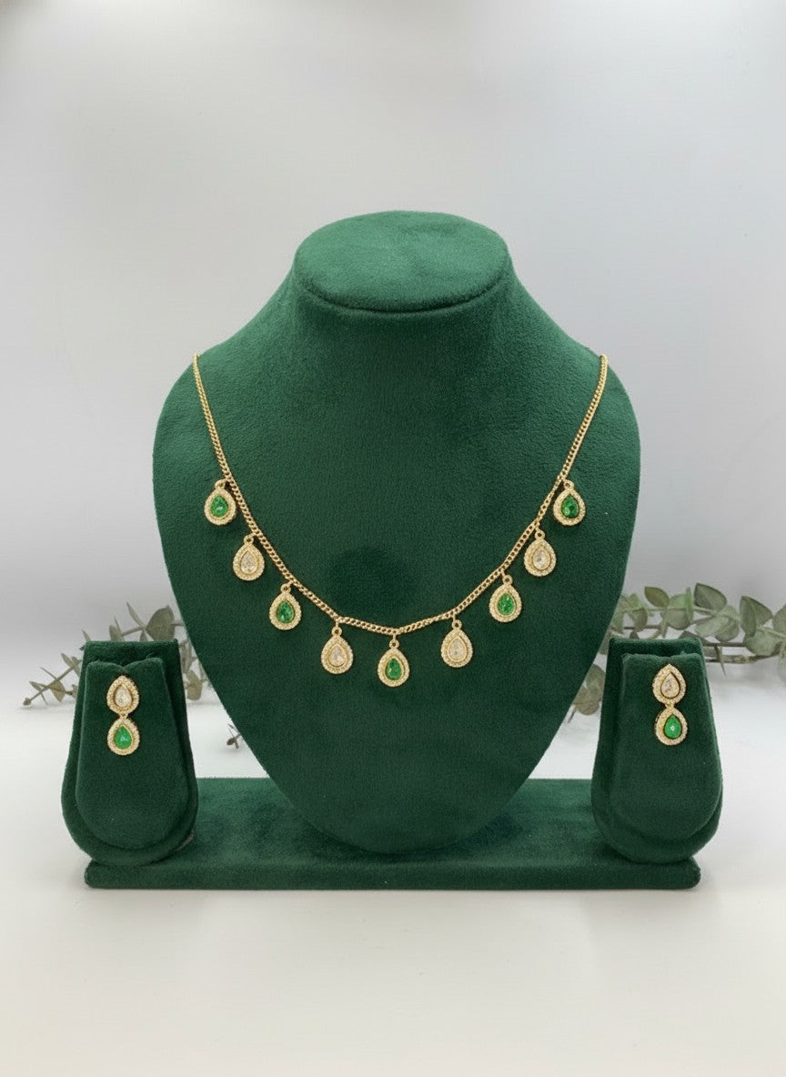 Handcrafted Premium 22K Gold plated Kundan Teardrops Charm Necklace Set