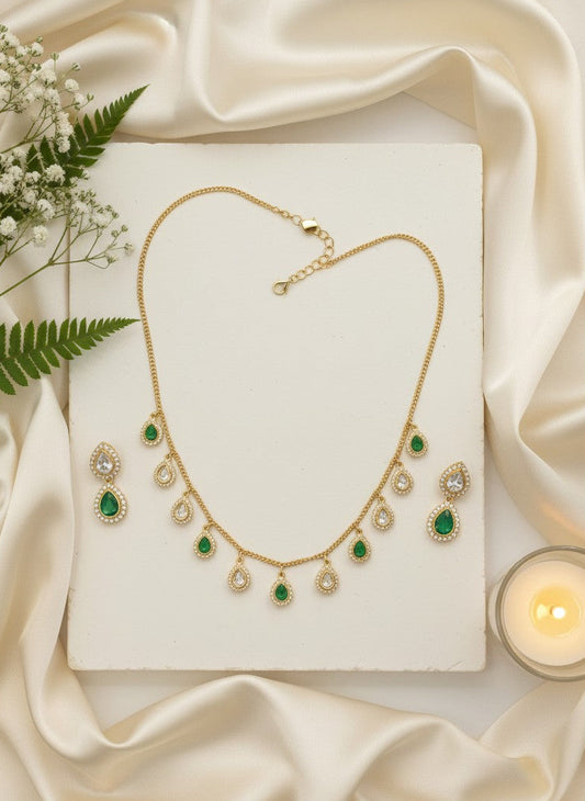 Handcrafted Premium 22K Gold plated Kundan Teardrops Charm Necklace Set