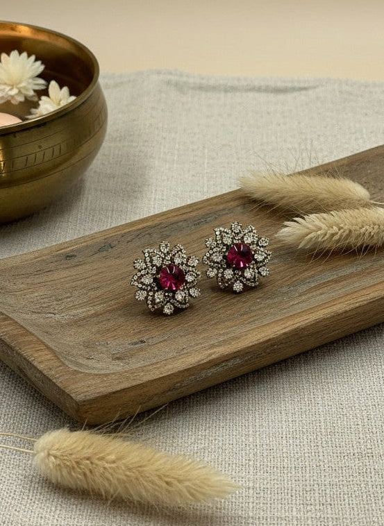 Victorian Gold-Plated Floral Pattern Polki Stud Earrings