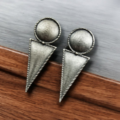 Vintage Style Brass Stud Earrings for Women