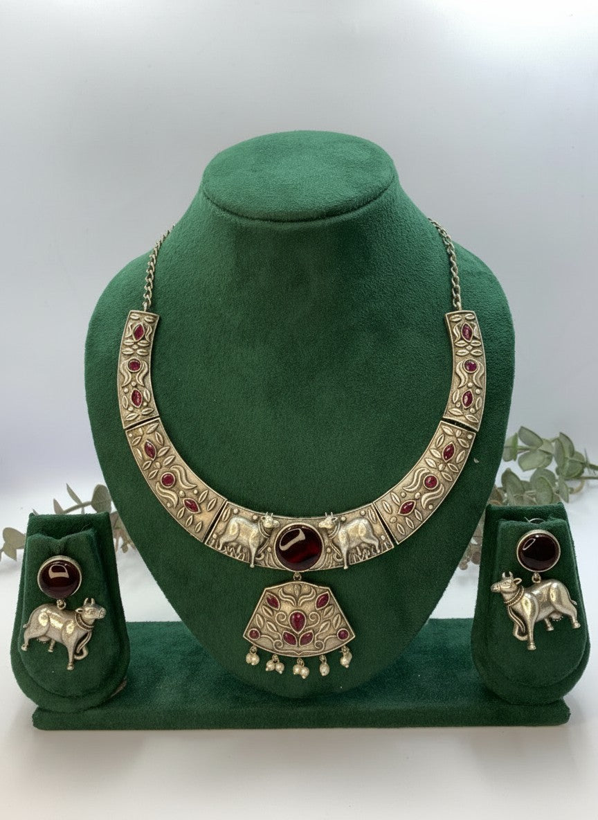 Premium Silver Oxidized Hasli Necklace Set with Nandi Motifs for Women