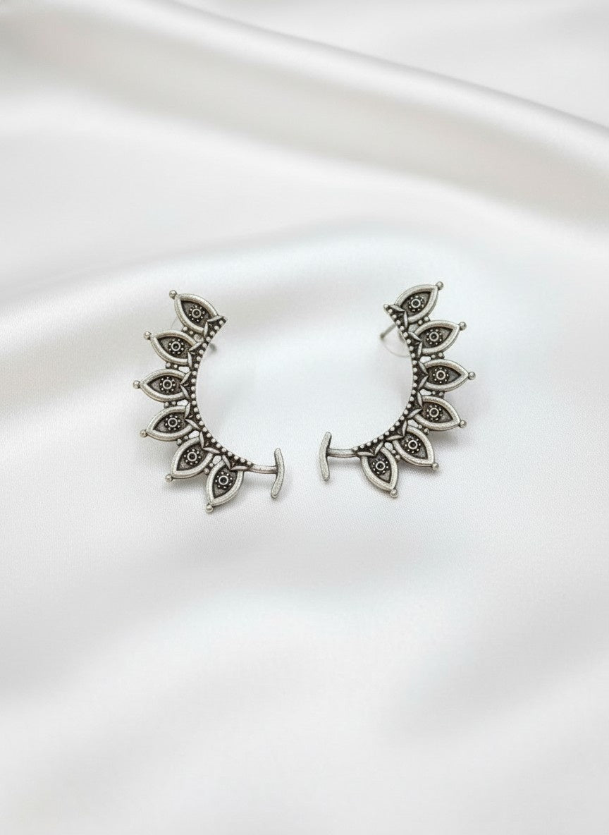Ethnic Silver Oxidized Earcuff