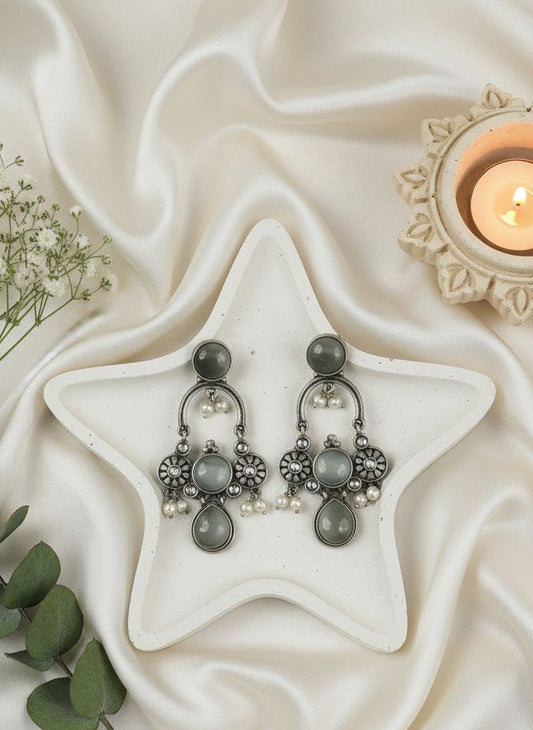 Elegant Silver Oxidized Monalisa Stone Dangler Earrings with Pearl