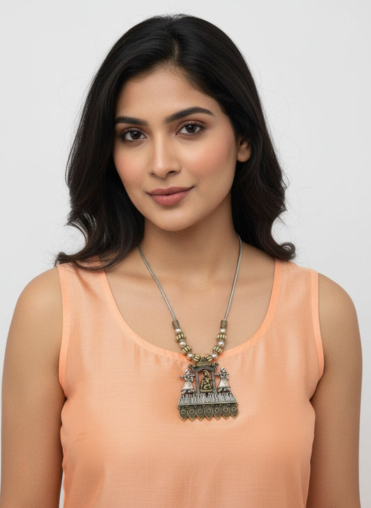 Ethnic Two Tone Oxidized Neckchain in palanquin motif design