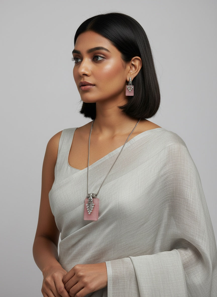 Silver Oxidized Neck chain Pendant Necklace set in Geometric pattern Monalisa Stones