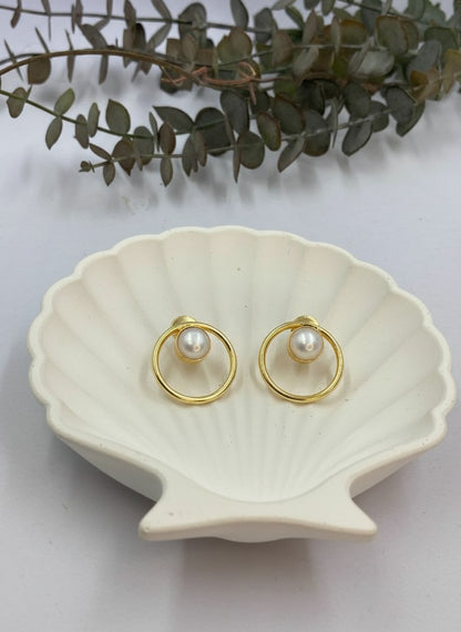 Gold-Plated Minimal Circle Pearl Stud Earrings for Women - Everyday Office Wear