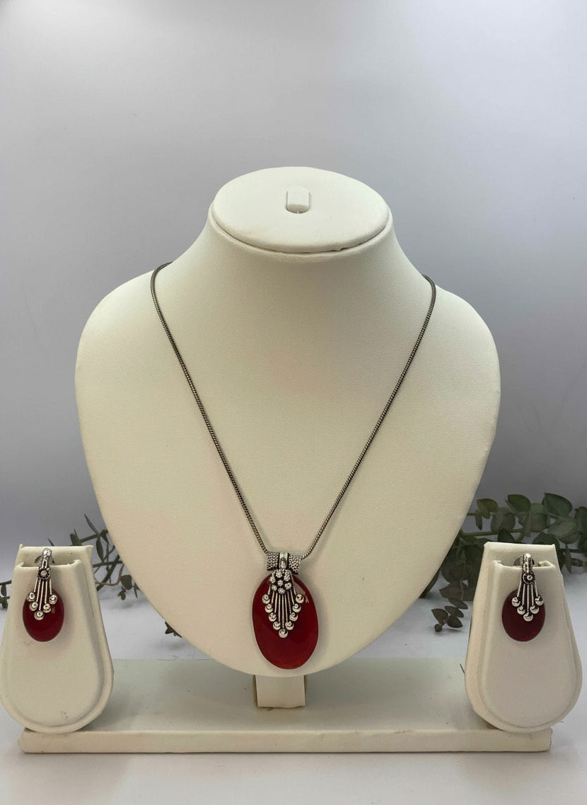 Silver Oxidized Ethnic Chain Necklace set in Oval Pattern Carnelian Stone for Women - Everyday Wear