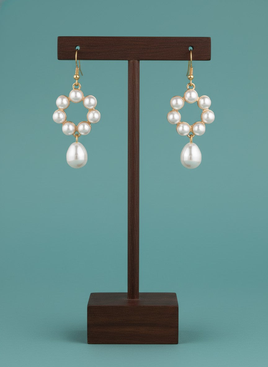 Trendy Floral Shaped Pearl Drop Earring for Women