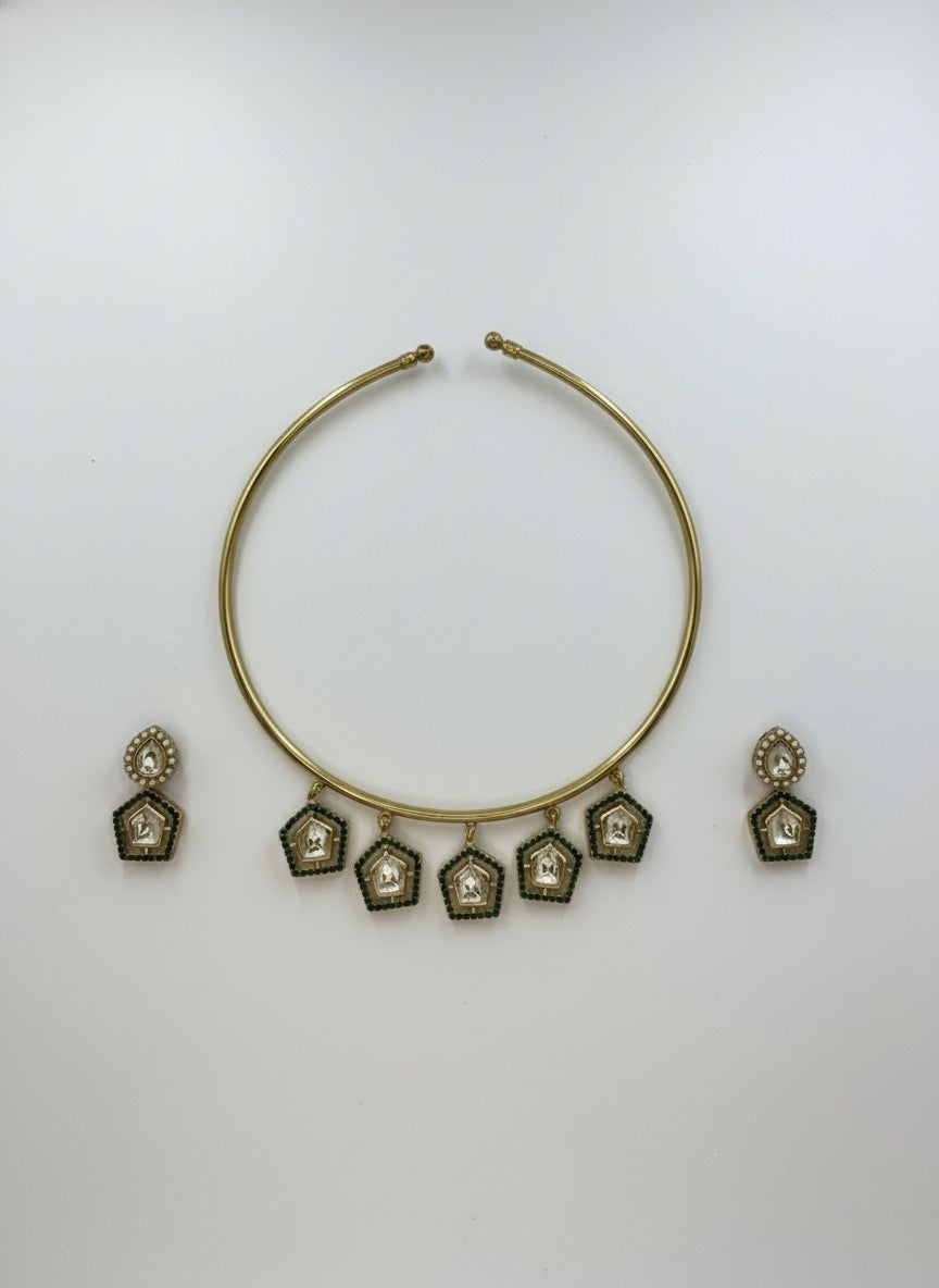 Traditional Hasli style Gold-Plated Kundan Necklace Set for Women