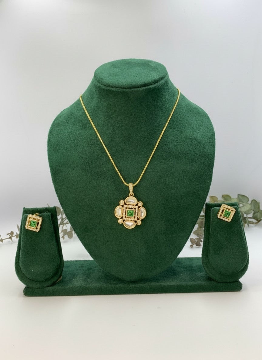 Designer Premium 22k Gold Plated Kundan Stone Pendant Necklace Chain Set with Earrings