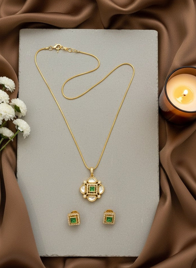 Designer Premium 22k Gold Plated Kundan Stone Pendant Necklace Chain Set with Earrings