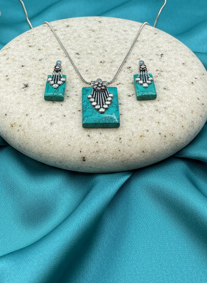 Silver Oxidized Ethnic Chain Necklace Set in geometric pattern